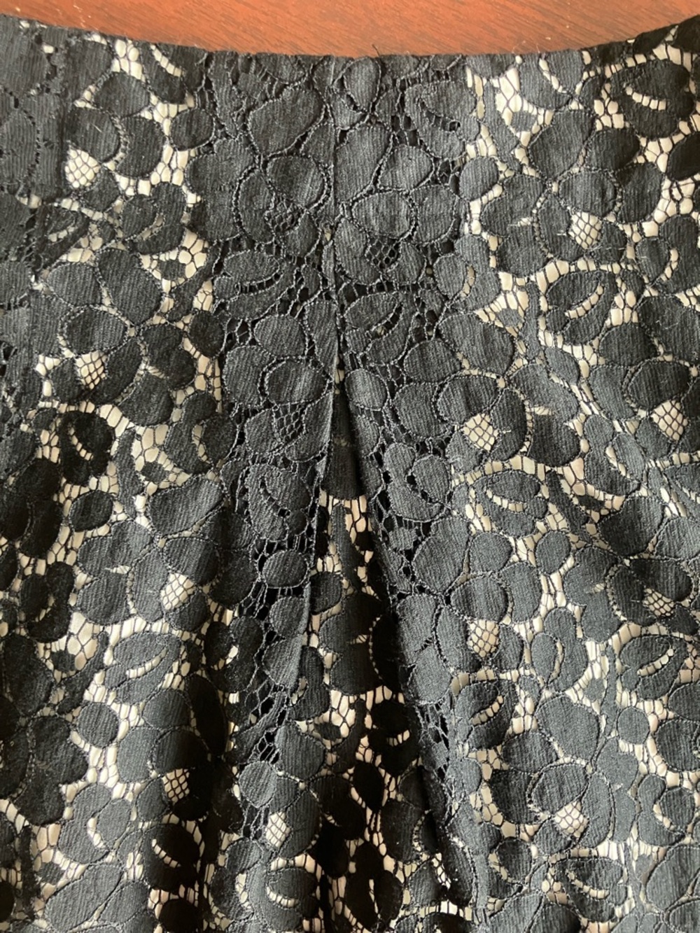 Talbots Black Lace A-Line Skirt Size 12 Cotton Blend Lined Knee Length Classic - Picture 6 of 13